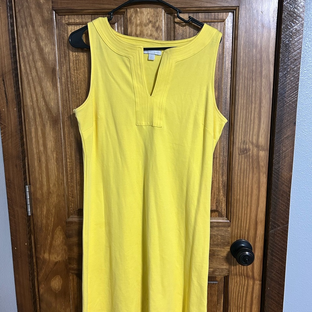 New York & Company Vibrant Yellow Top